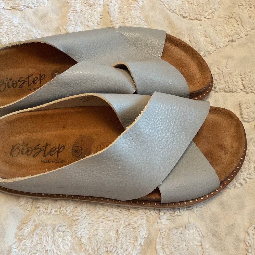 Biostep Women's Light Gray Crossband Slide Sandals